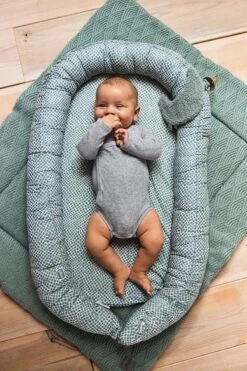 Jollein Babynest Snake 90x52cm - Ash Green -Babyproducten Promotie Winkel 800x1200 310
