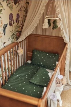 Jollein Baby Overtrek Ledikant 100x135/140cm Stargaze - Leaf Green -Babyproducten Promotie Winkel 800x1200 325