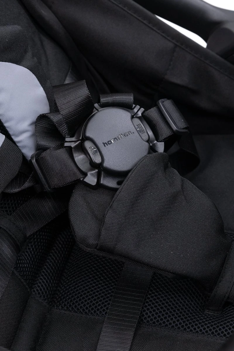 Hamilton by Yoop X1 Plus Buggy – Nieuw, Hoger, Uitgebreider 2023 Model – Premium Stroller met One Hand Folding Technologie – Zwart – Lichte, Verstelbare en Wendbare Kinderwagen met vele Gemakken Hamilton By Yoop X1 Plus Buggy – Nieuw, Hoger, Uitgebreider 2023 Model – Premium Stroller Met One Hand Folding Technologie – Zwart – Lichte, Verstelbare En Wendbare Kinderwagen Met Vele Gemakken -Babyproducten Promotie Winkel 800x1200 417