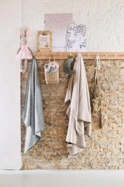 Jollein Hydrofiel Multidoek Snake 70x70cm - Ash Green - 3 Stuks 15 Jollein Hydrofiel Multidoek Snake 70x70cm - Ash Green - 3 Stuks -Babyproducten Promotie Winkel 800x1200 76