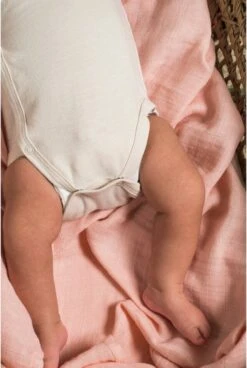 Jollein Hydrofiele Doek Small 70x70cm Bamboe Katoen - Pale Pink - 4 Stuks 11 Jollein Hydrofiele Doek Small 70x70cm Bamboe Katoen - Pale Pink - 4 Stuks -Babyproducten Promotie Winkel 806x1200 2