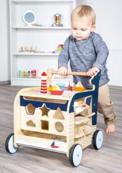 Baby Walvis Loopwagen - Houten Speelgoed Vanaf 1 Jaar 2 Baby Walvis Loopwagen - Houten Speelgoed Vanaf 1 Jaar -Babyproducten Promotie Winkel 848x1200 3