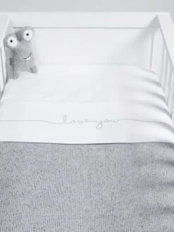 Jollein Baby Laken Ledikant 120x150cm Love You - Grey 11 Jollein Baby Laken Ledikant 120x150cm Love You - Grey -Babyproducten Promotie Winkel 900x1200 17