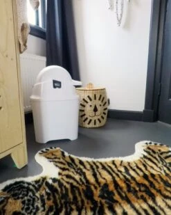 DiaperChamp ONE - Soft Silver - Standaard Luieremmer -Babyproducten Promotie Winkel 960x1200 1