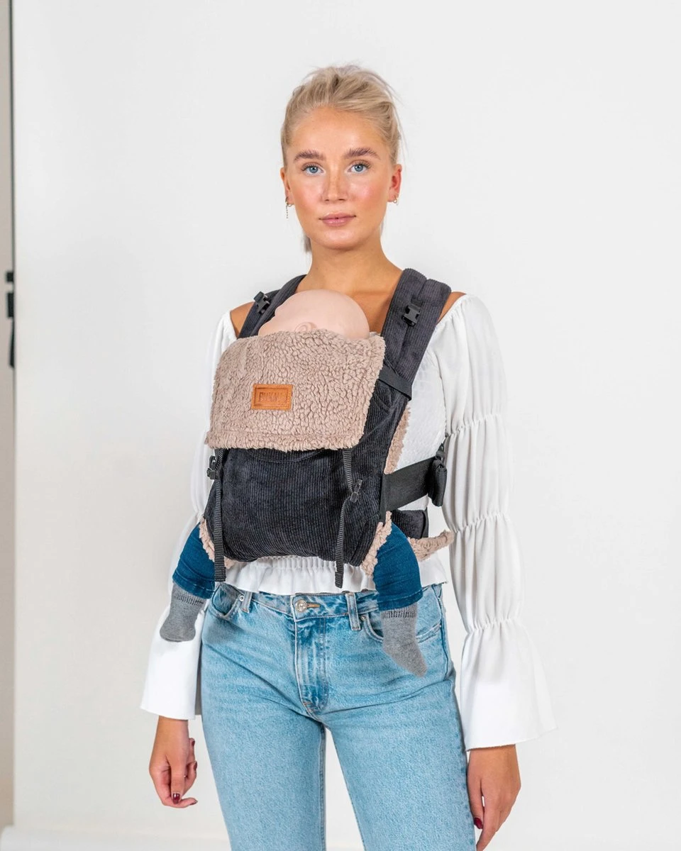 ByKay - Winter voering - in je draagzak - Teddy Inlay - Taupe - Oragnic ByKay - Winter Voering - In Je Draagzak - Teddy Inlay - Taupe - Oragnic -Babyproducten Promotie Winkel 960x1200 10